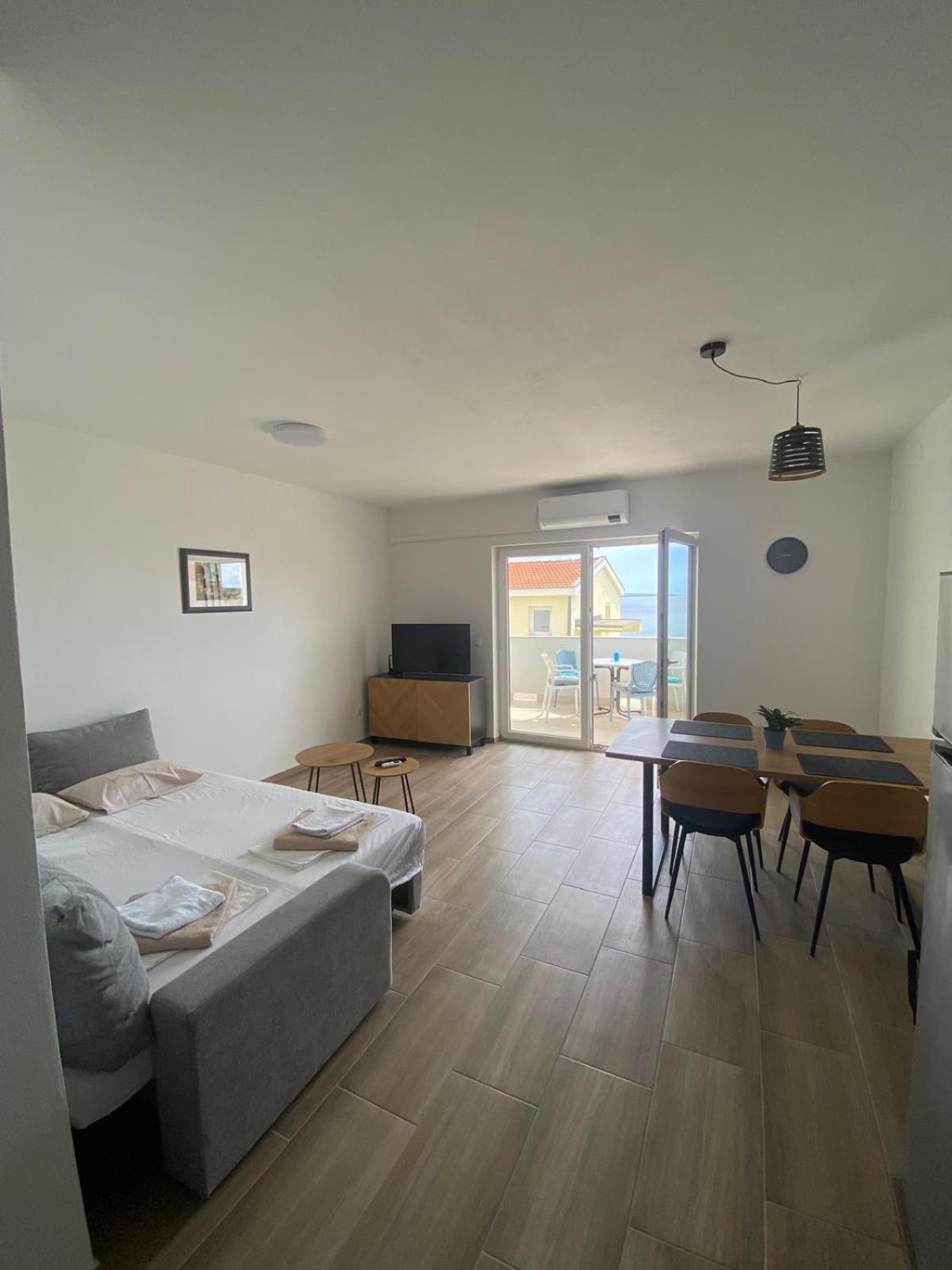 Apartments Matosevic-Pag พาก ภายนอก รูปภาพ